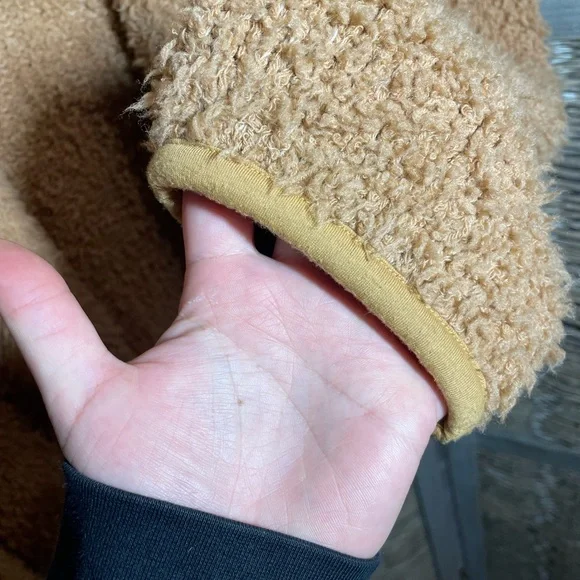 Monrow Wool Camel Teddy Jacket - size S - Picture 5 of 11